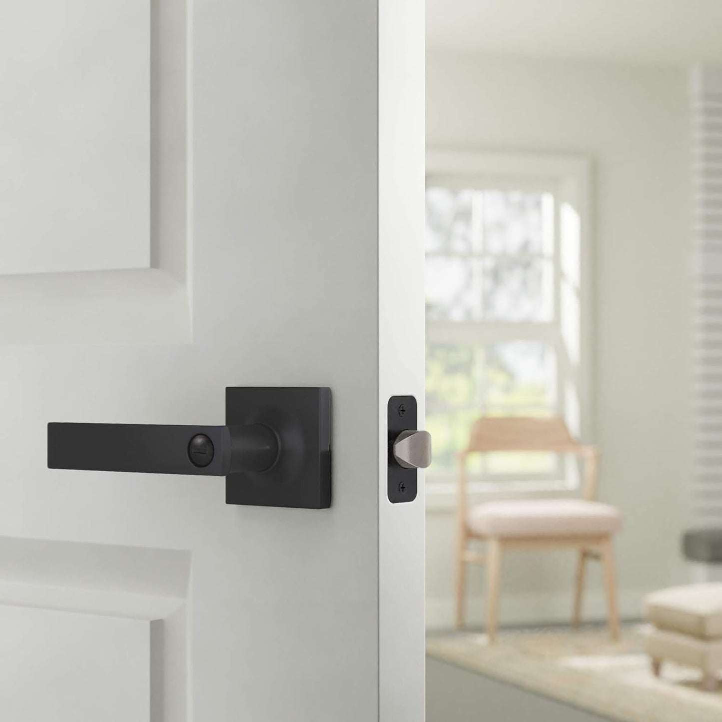 Contemporary Stamford Door Lever- Entry- Matte Black, 1-Pack.