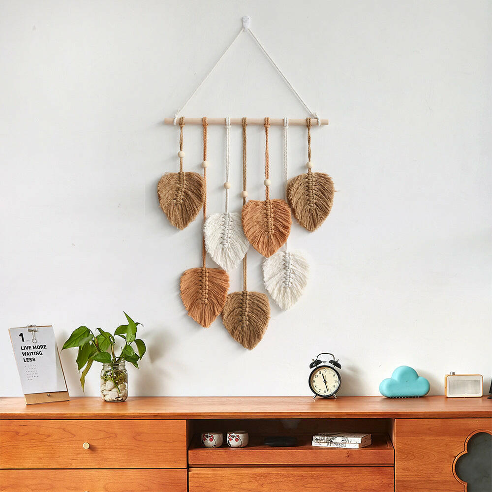 Macrame Leaf Wall Hanging.