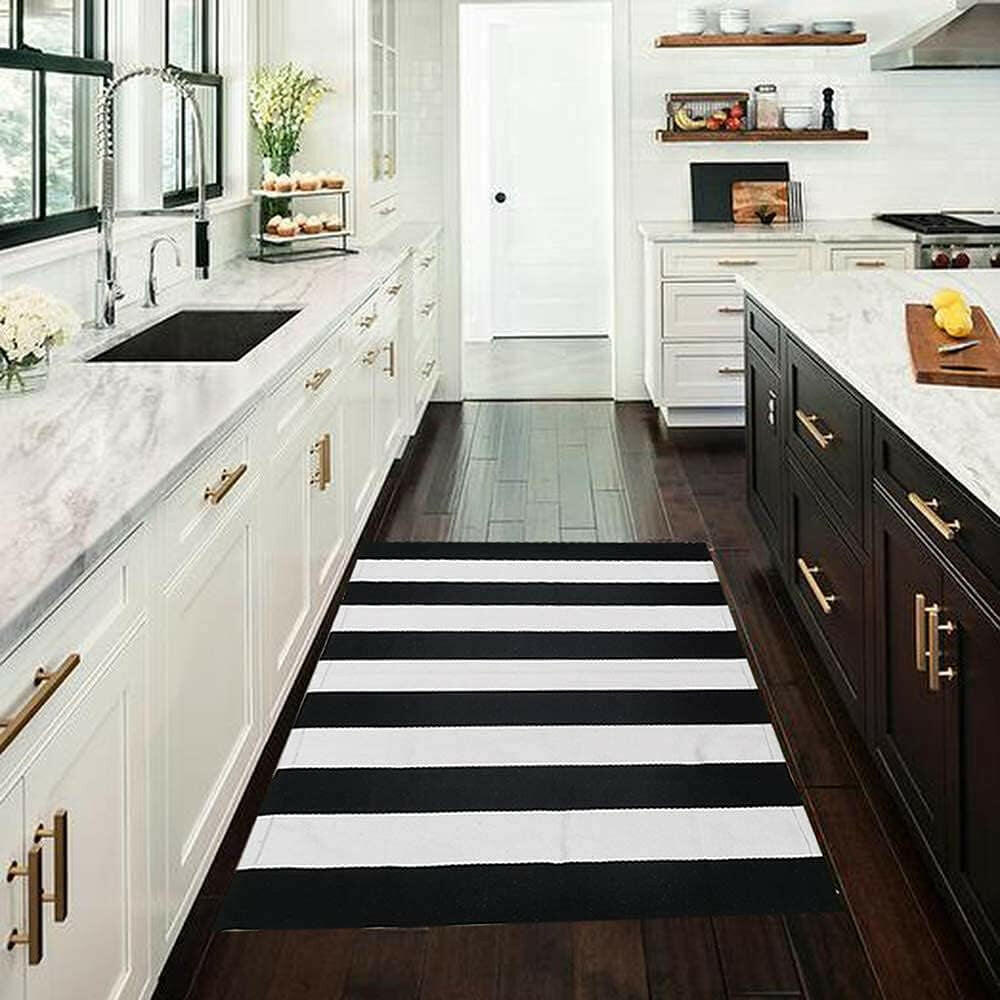 Black and White Striped Outdoor Rug 27.5X 43 Inches Front Door Mat Hand-Woven Cotton Indoor/Outdoor for Layered Mats,Welcome Mat, Porch,Farmhouse,Kitchen,Entry Way.