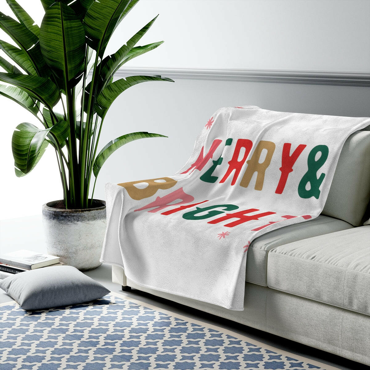 Christmas Holiday Merry & Bright Plush Blanket Throw.