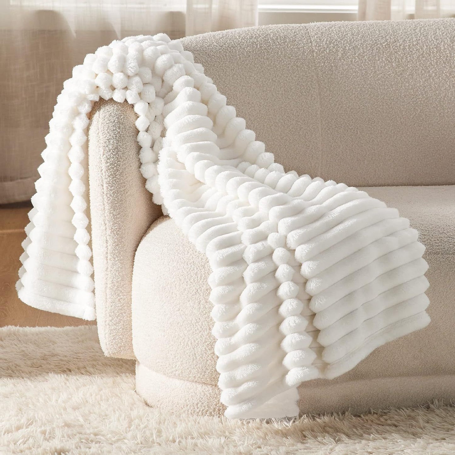 Super Soft Throw Blanket Premium Silky Flannel Fleece 3D Ribbed Jacquard