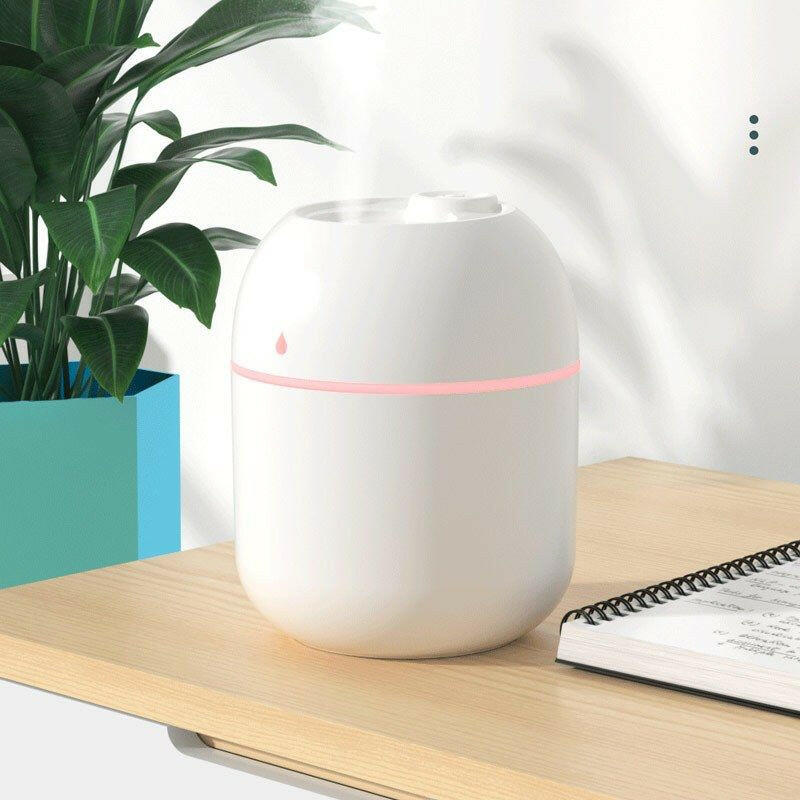 1 Pcs Portable Mini Humidifier; 220ml Small Cool Mist Humidifier; USB Personal Desktop Humidifier For Baby Bedroom Travel Office Home.