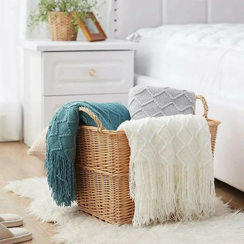 Knitted Decorative  Blankets -Beige.