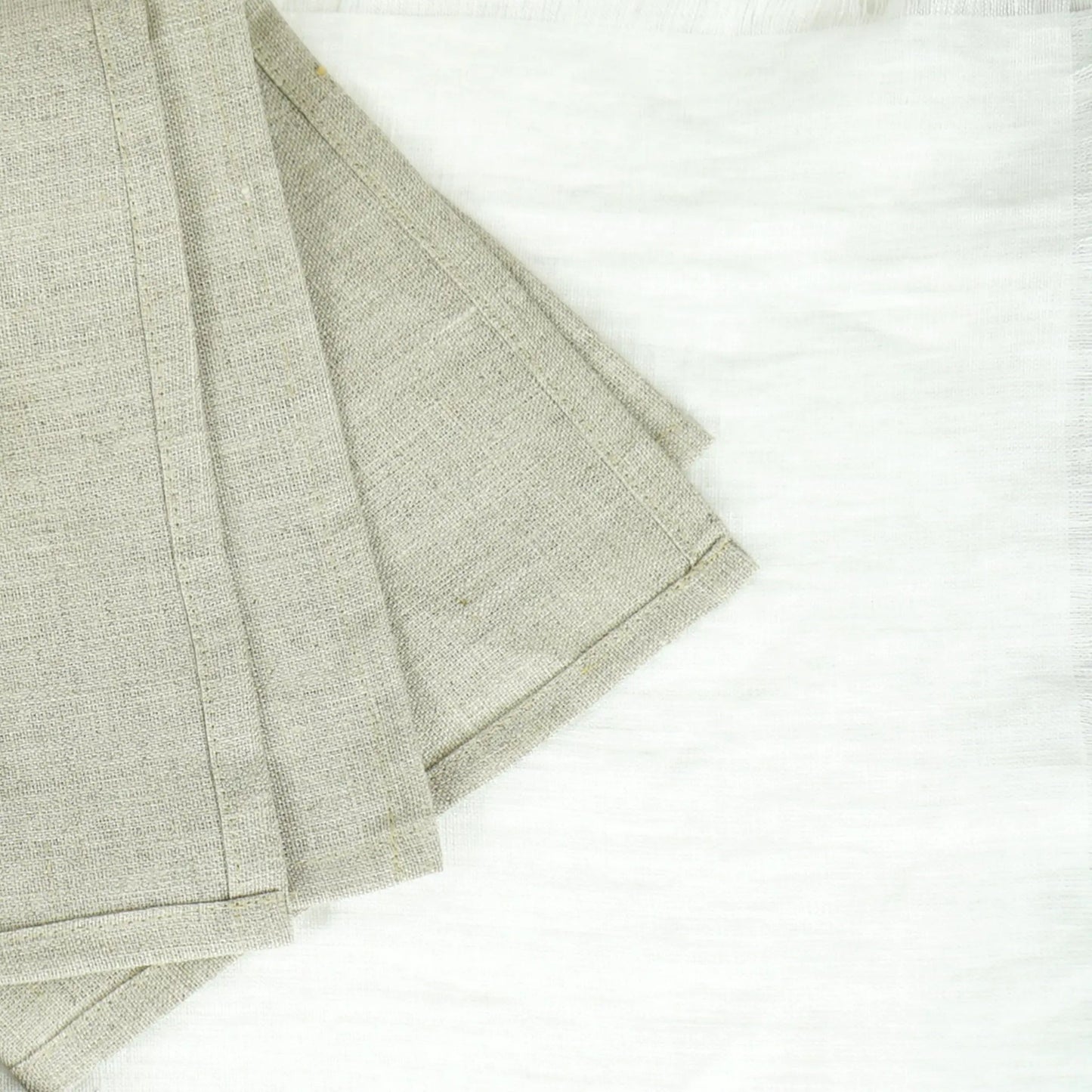 Natural linen napkins, short finish